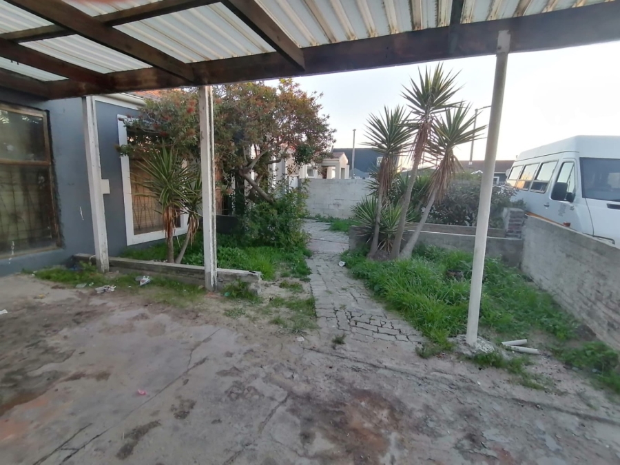  Bedroom Property for Sale in Strandfontein Western Cape